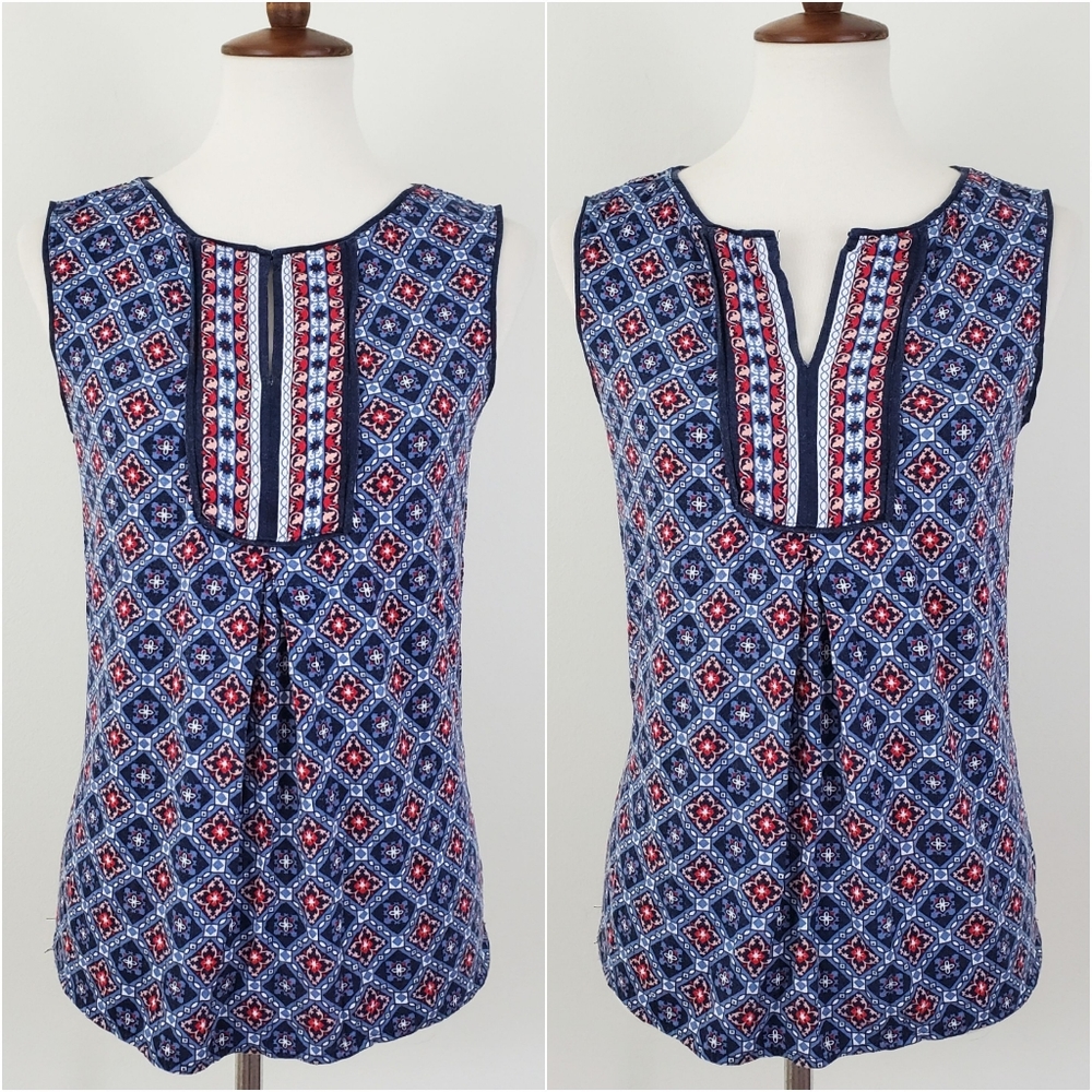 Max Studio Split Neck / Keyhole Top